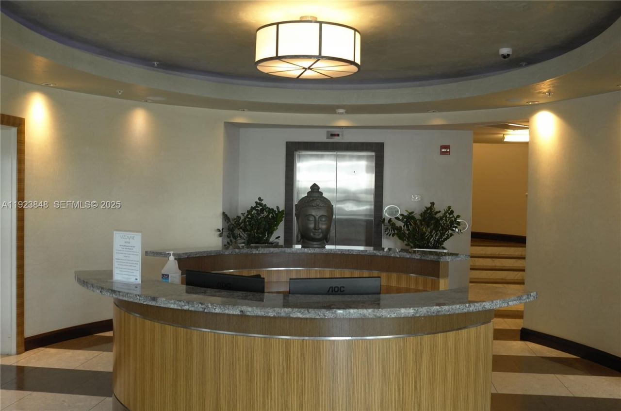 253 NE 2nd St, Unit 908, Miami, FL 33132 Photo