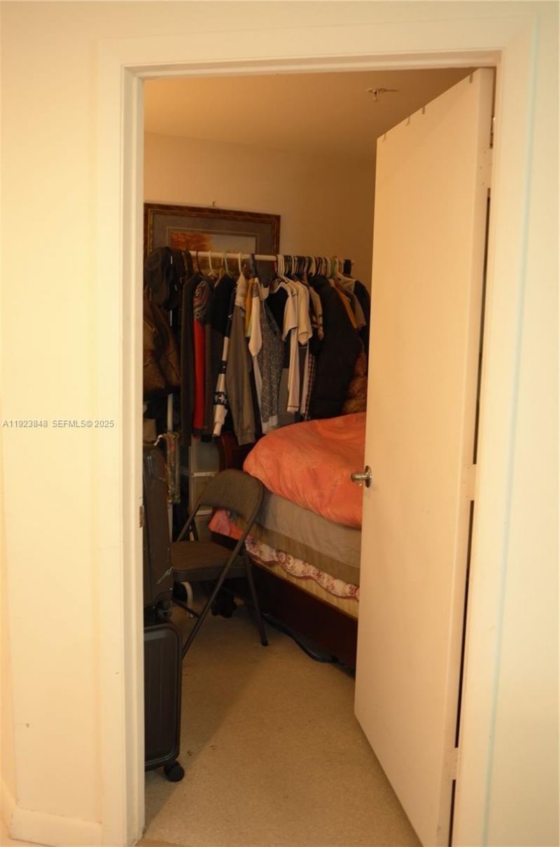 253 NE 2nd St, Unit 908, Miami, FL 33132 Photo