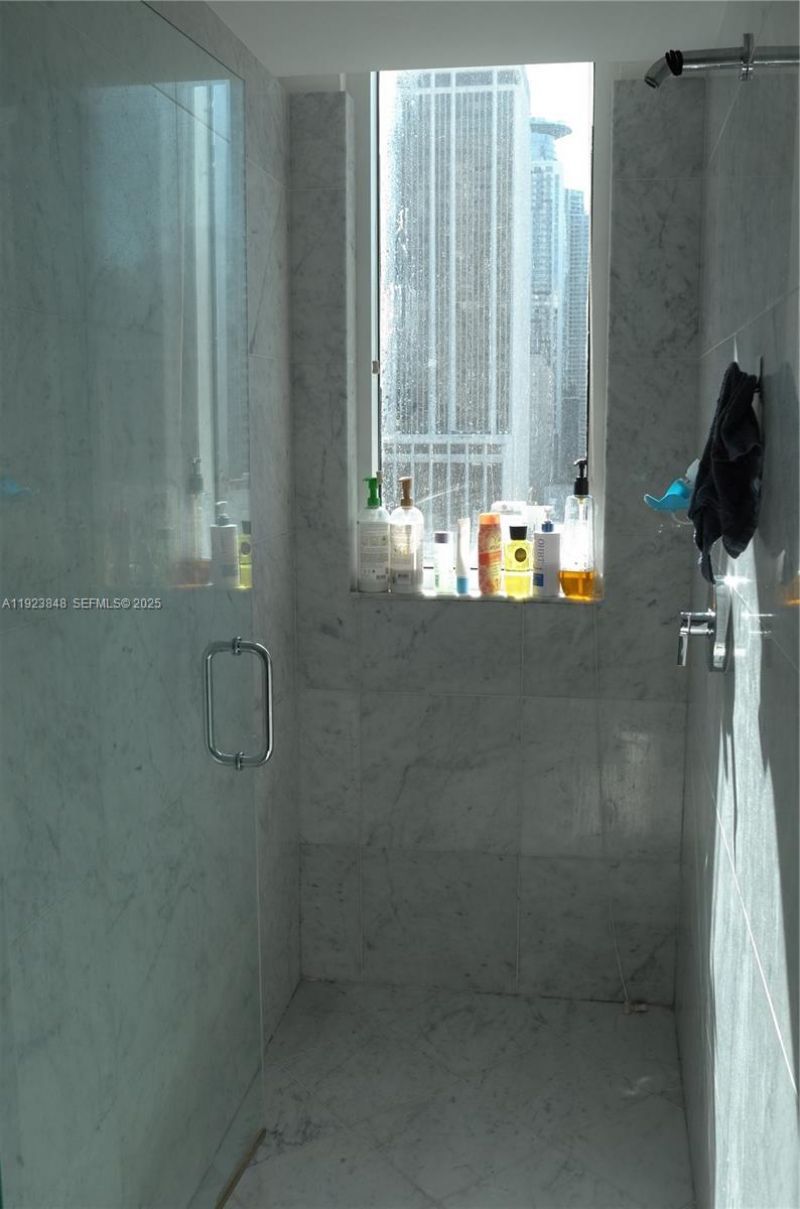 253 NE 2nd St, Unit 908, Miami, FL 33132 Photo