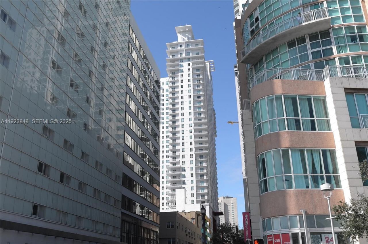 253 NE 2nd St, Unit 908, Miami, FL 33132 Photo