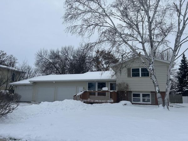 610 NE 19th Avenue, Aberdeen, SD 57401