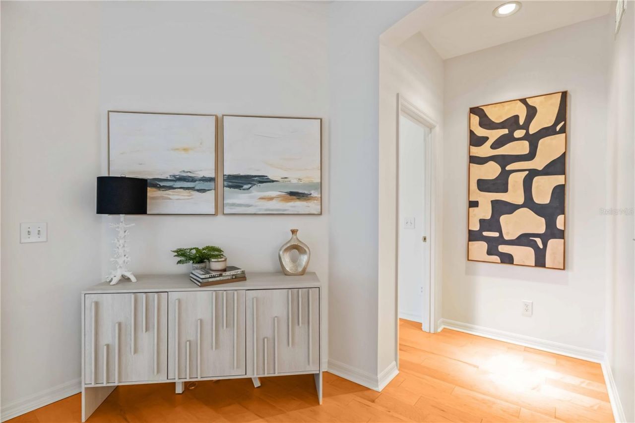 4209 Cascade Falls Drive, Sarasota, FL 34243 Photo