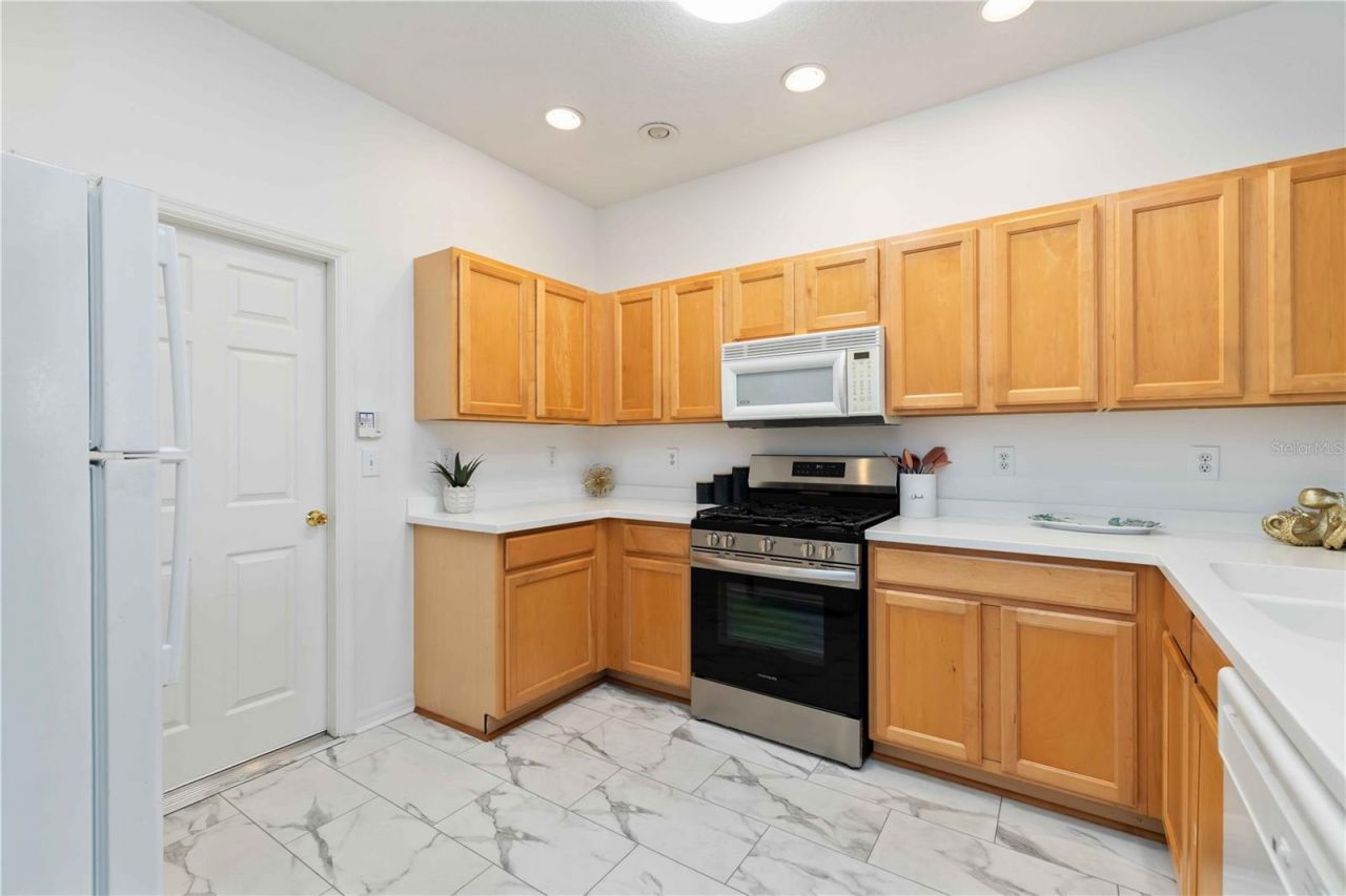 4209 Cascade Falls Drive, Sarasota, FL 34243 Photo