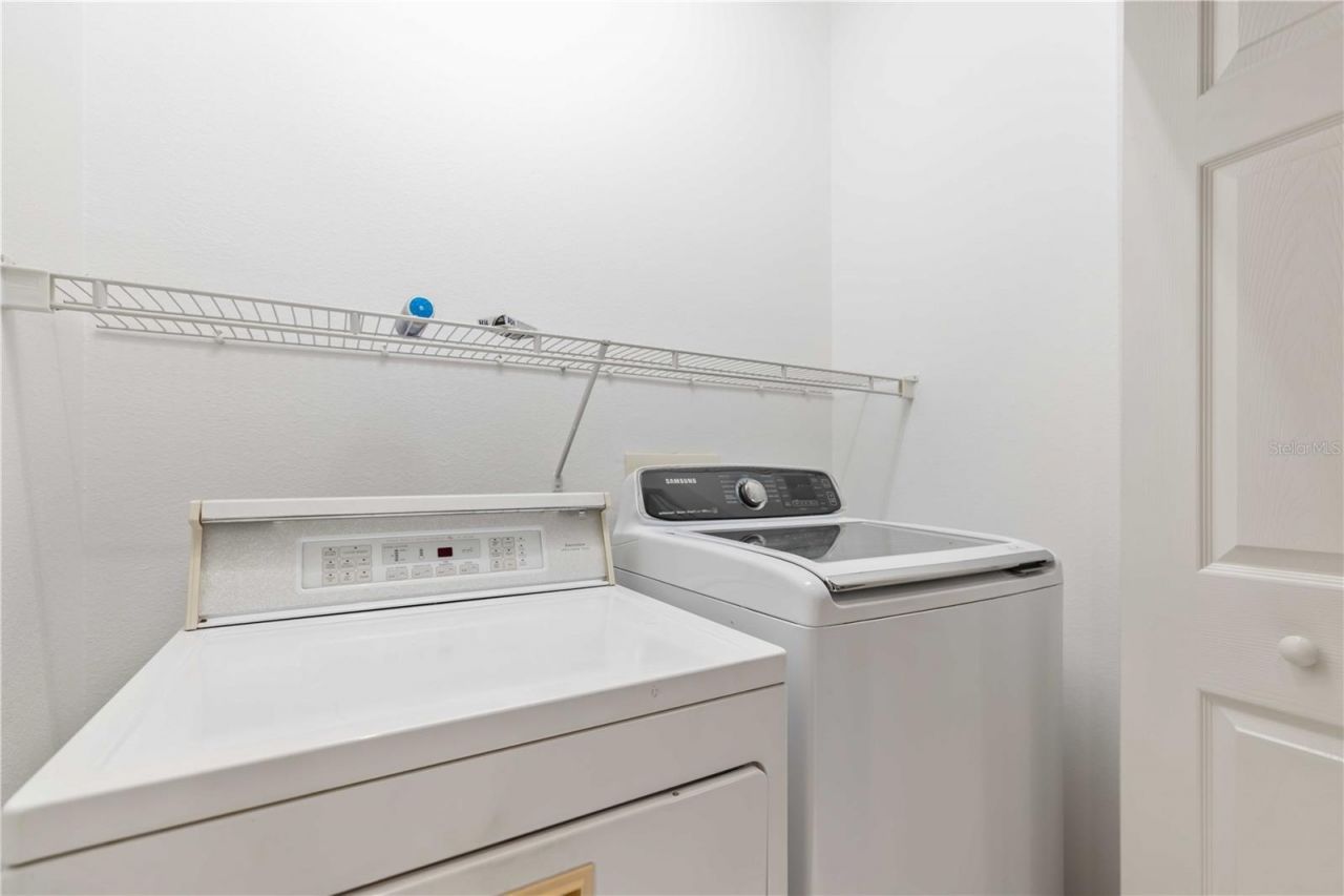 4209 Cascade Falls Drive, Sarasota, FL 34243 Photo