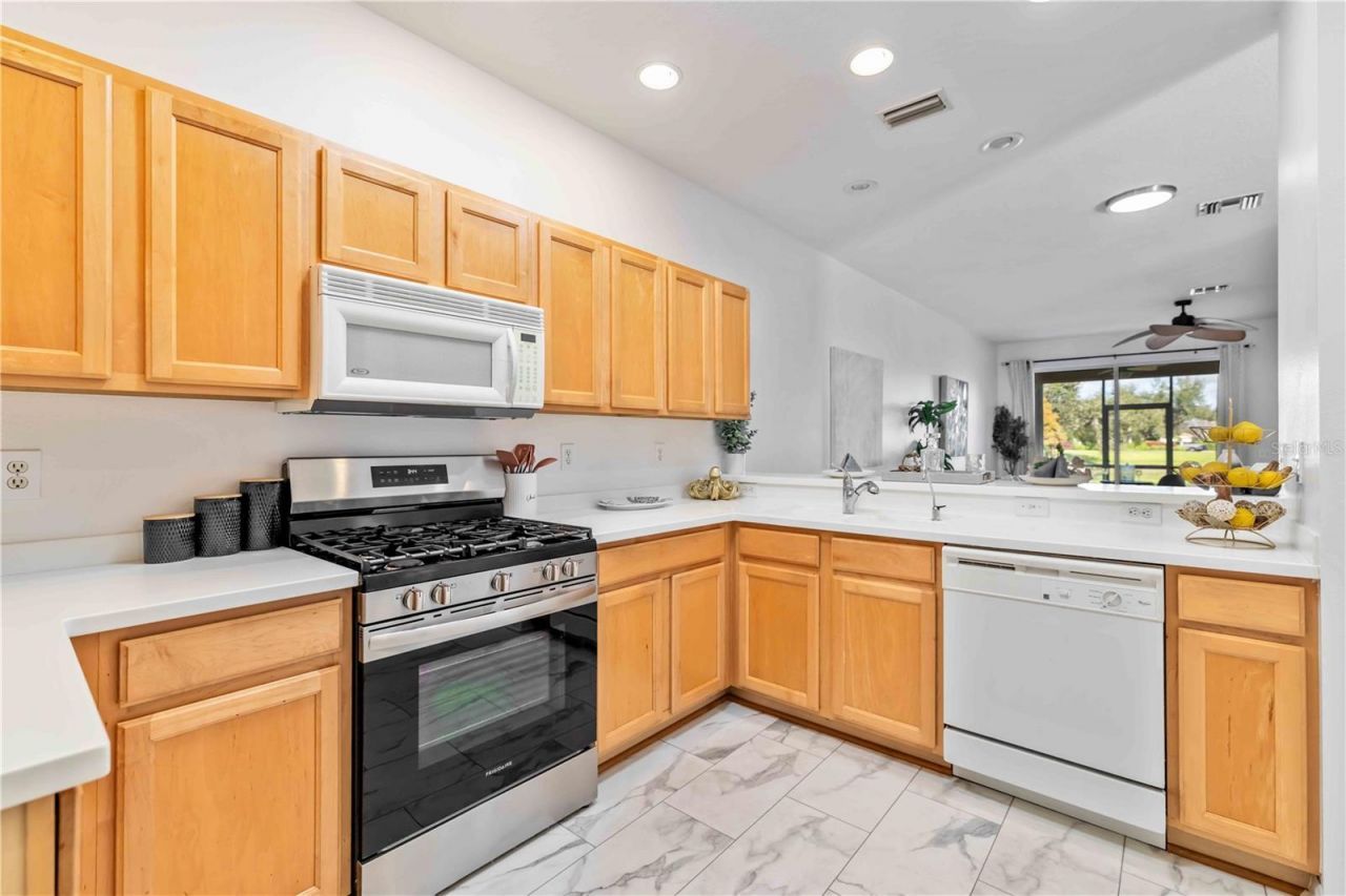 4209 Cascade Falls Drive, Sarasota, FL 34243 Photo
