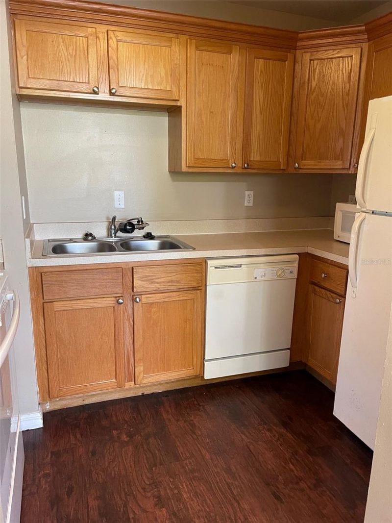 4800 Rilma Avenue, Unit 146, Sarasota, FL 34234 Photo