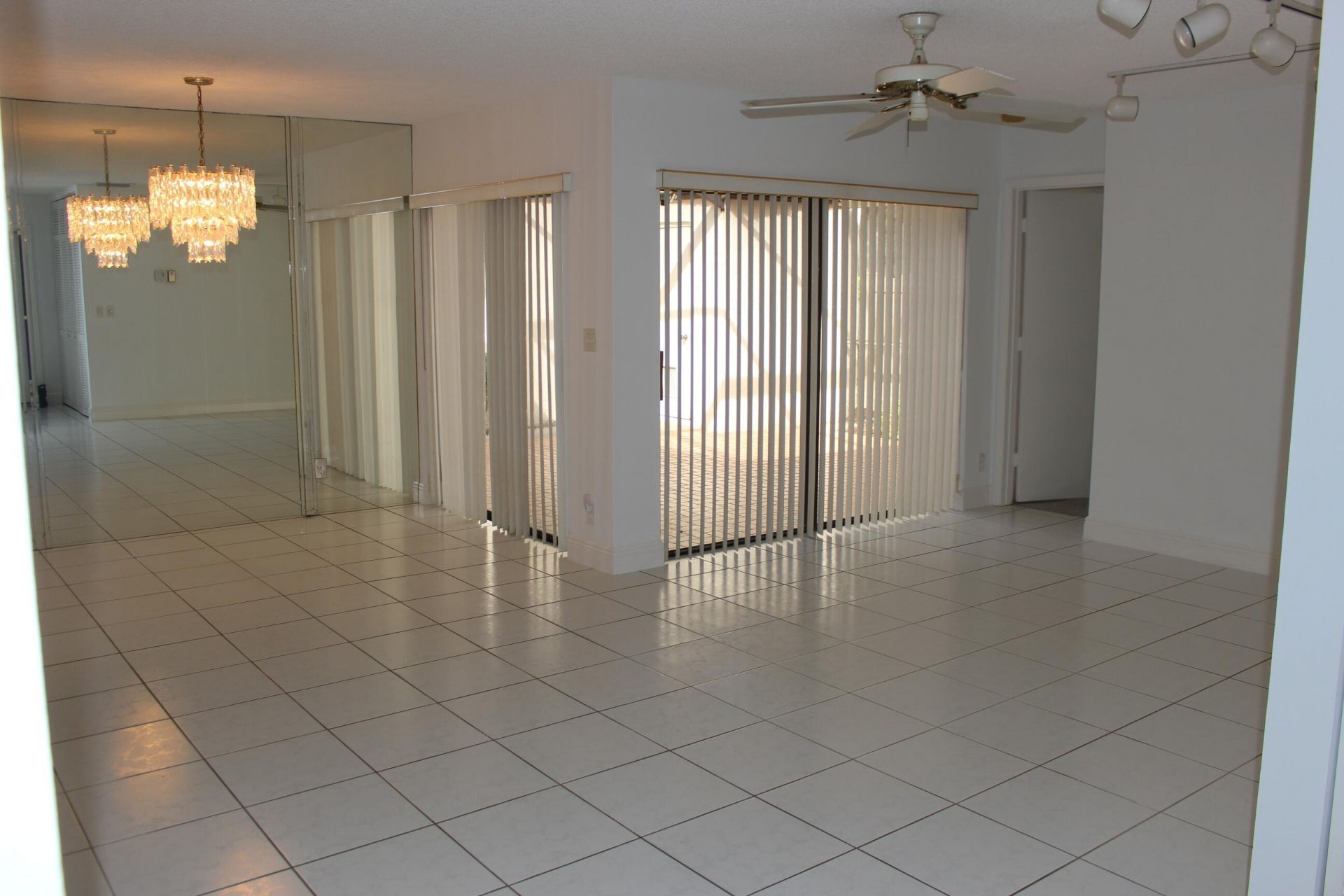 4635 Carambola Circle N, Unit 2717, Coconut Creek, FL 33066 Photo