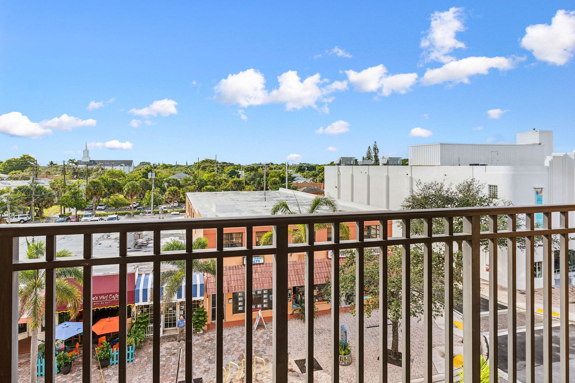 511 Lucerne Avenue, Unit 416, Lake Worth Beach, FL 33460 Photo