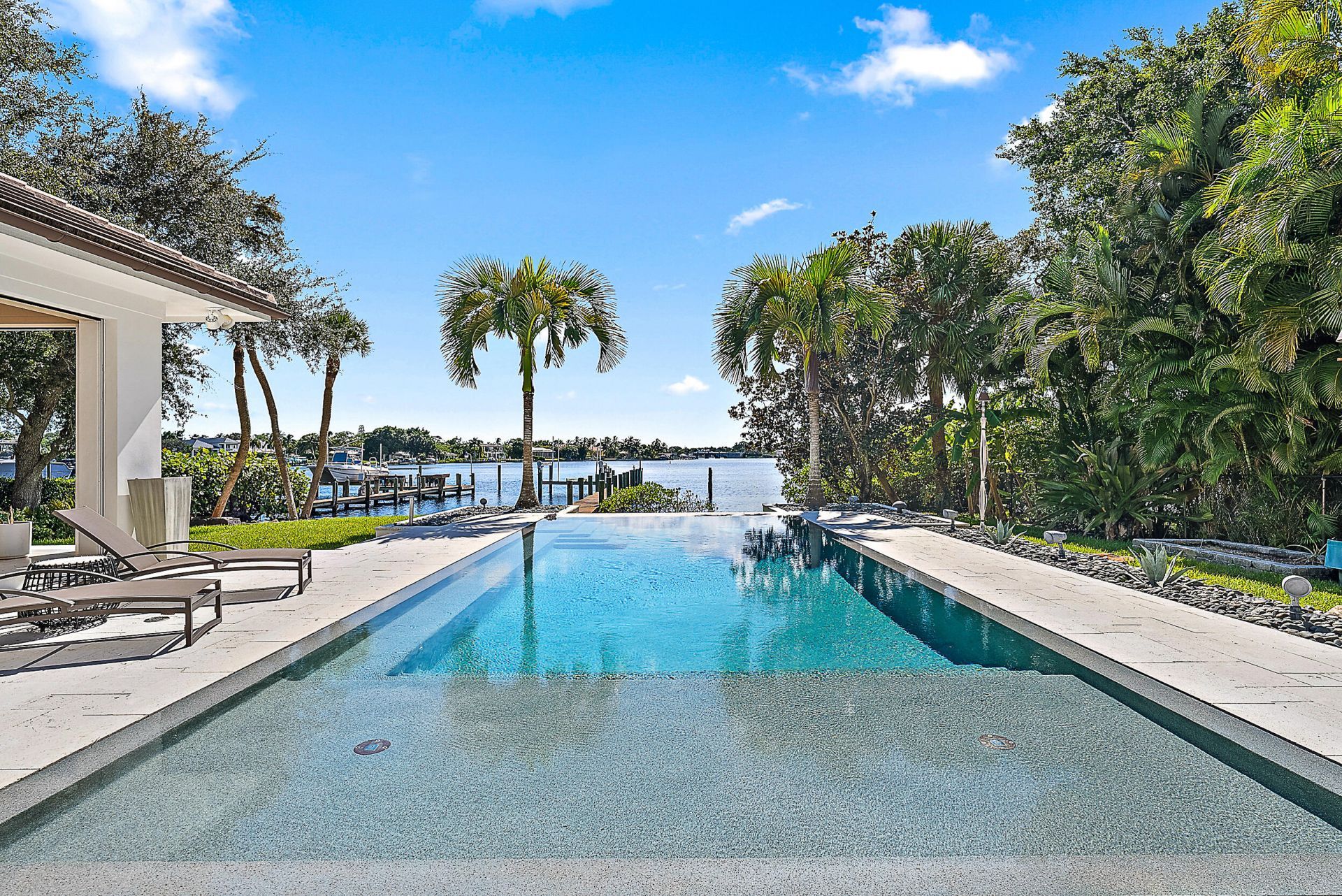 19651 Riverside Drive, Jupiter, FL 33469 Photo