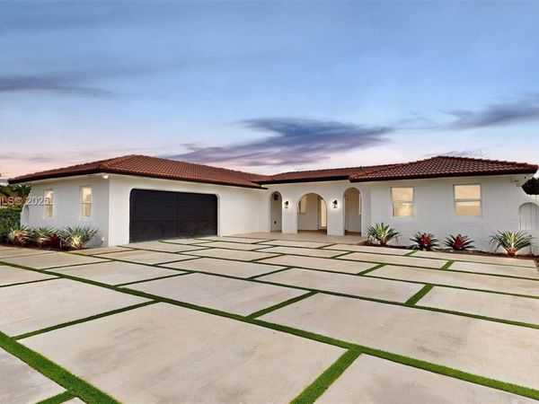 3801 SW 132nd Ave, Miami, FL 33175