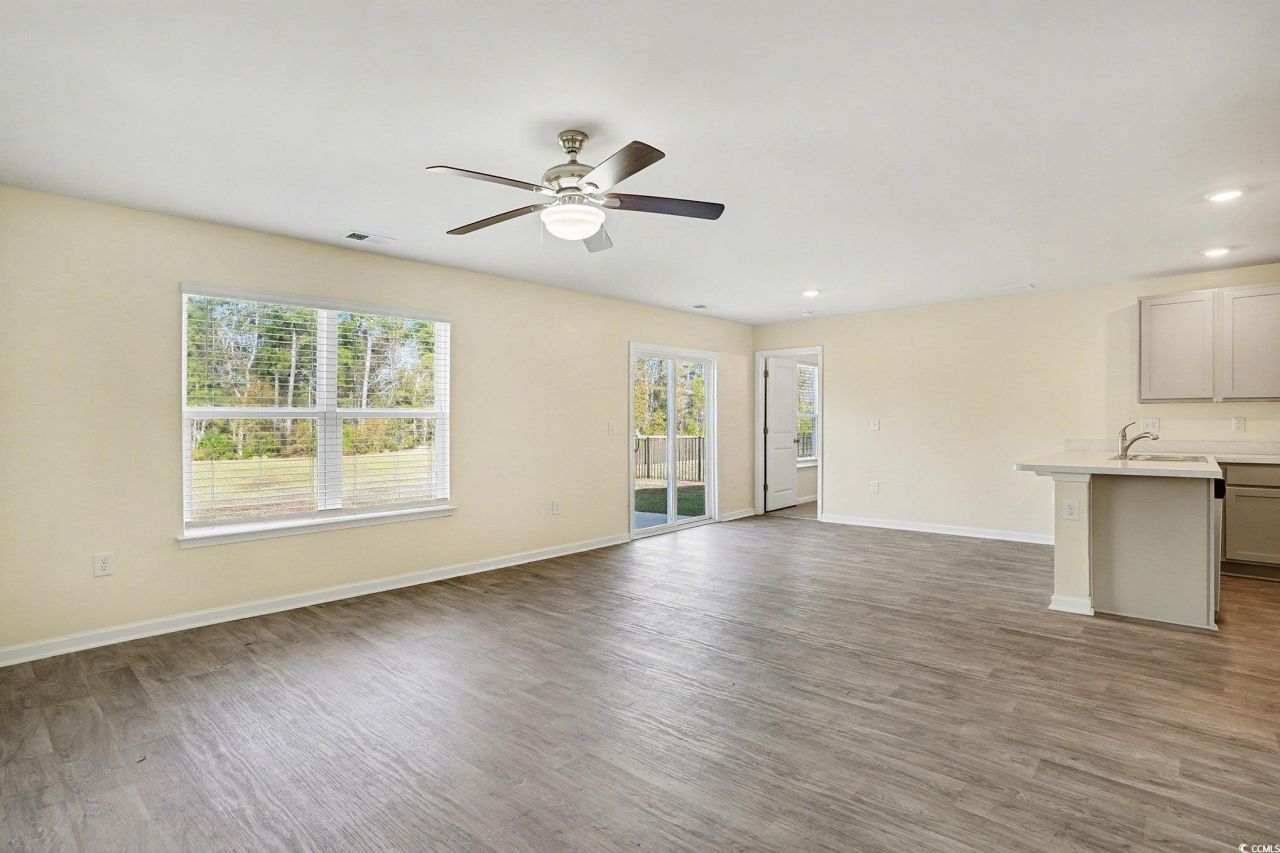 211 Pine Forest Dr. Photo 4