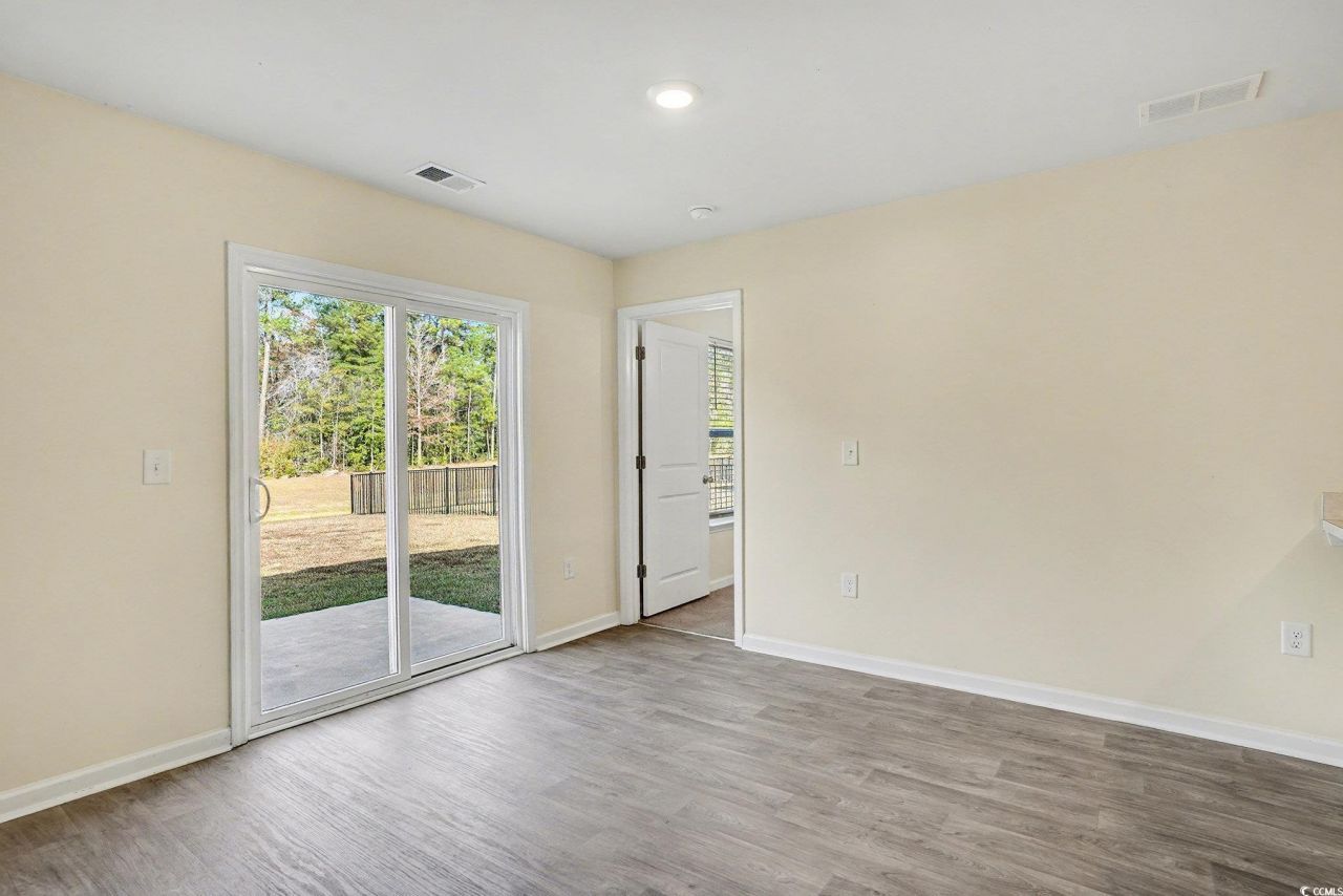 211 Pine Forest Dr. Photo 5