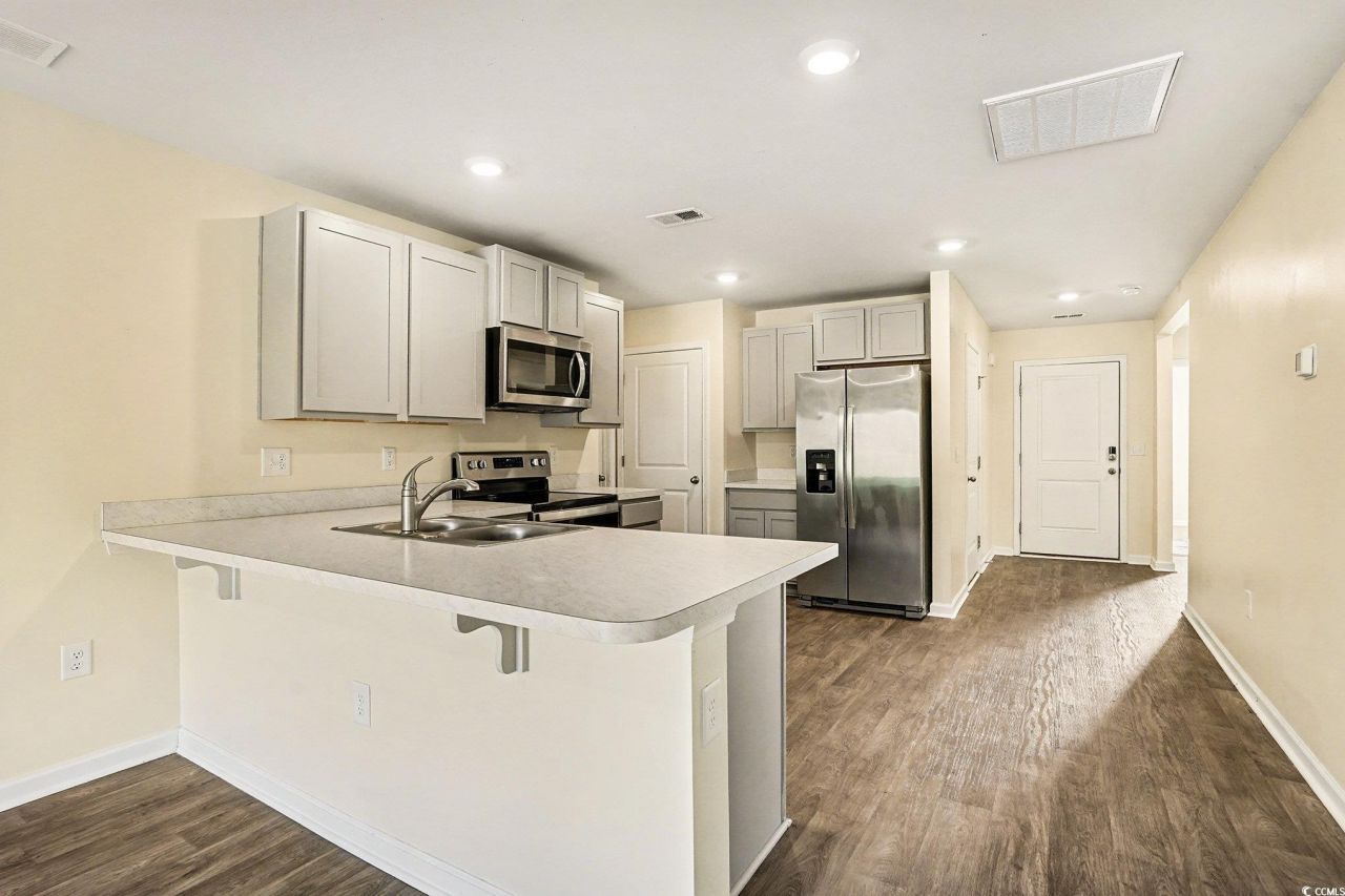 211 Pine Forest Dr. Photo 7