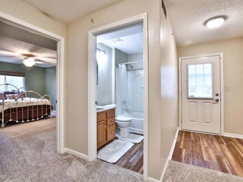 1753 Weatherstone Circle, Monroe, OH 45050 Photo 4