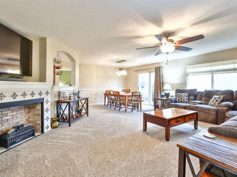 1753 Weatherstone Circle, Monroe, OH 45050 Photo 5