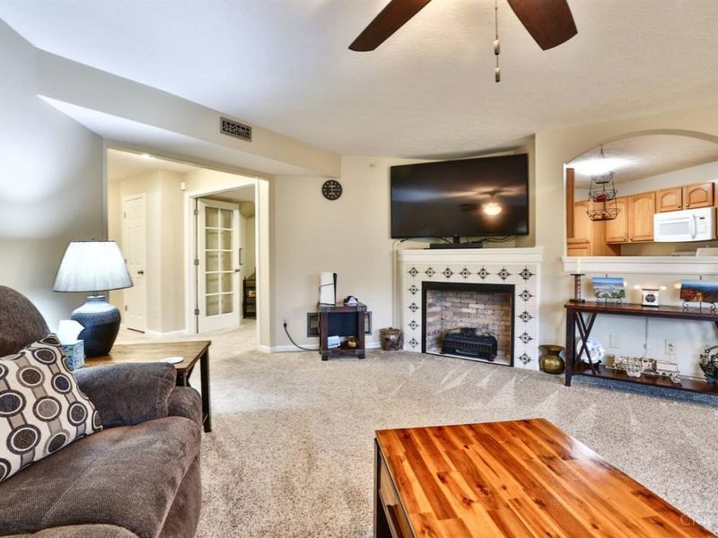 1753 Weatherstone Circle, Monroe, OH 45050 Photo 7