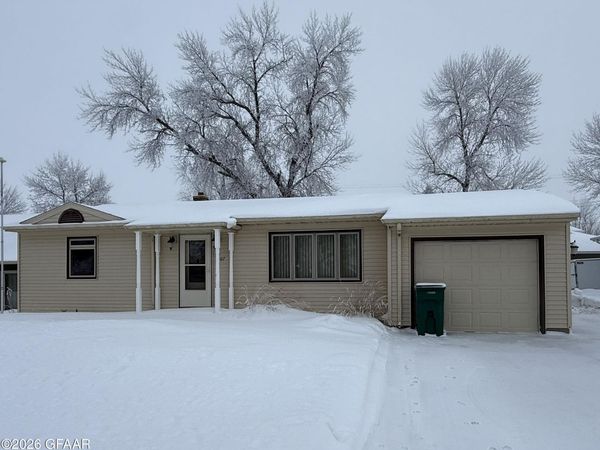 1007 10TH Street, Langdon, ND 58249
