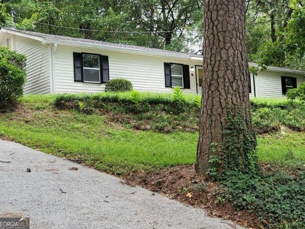 2888 NW Parrott Avenue, Unit A, Atlanta, GA 30318