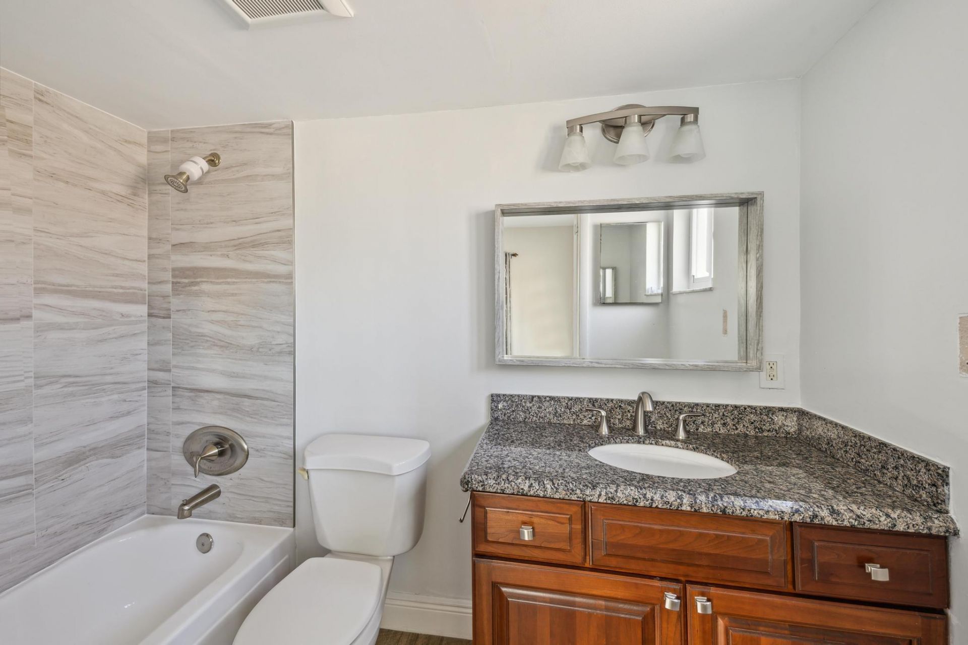 1450 N Riverside Dr, Unit 101, Pompano Beach, FL 33062 Photo