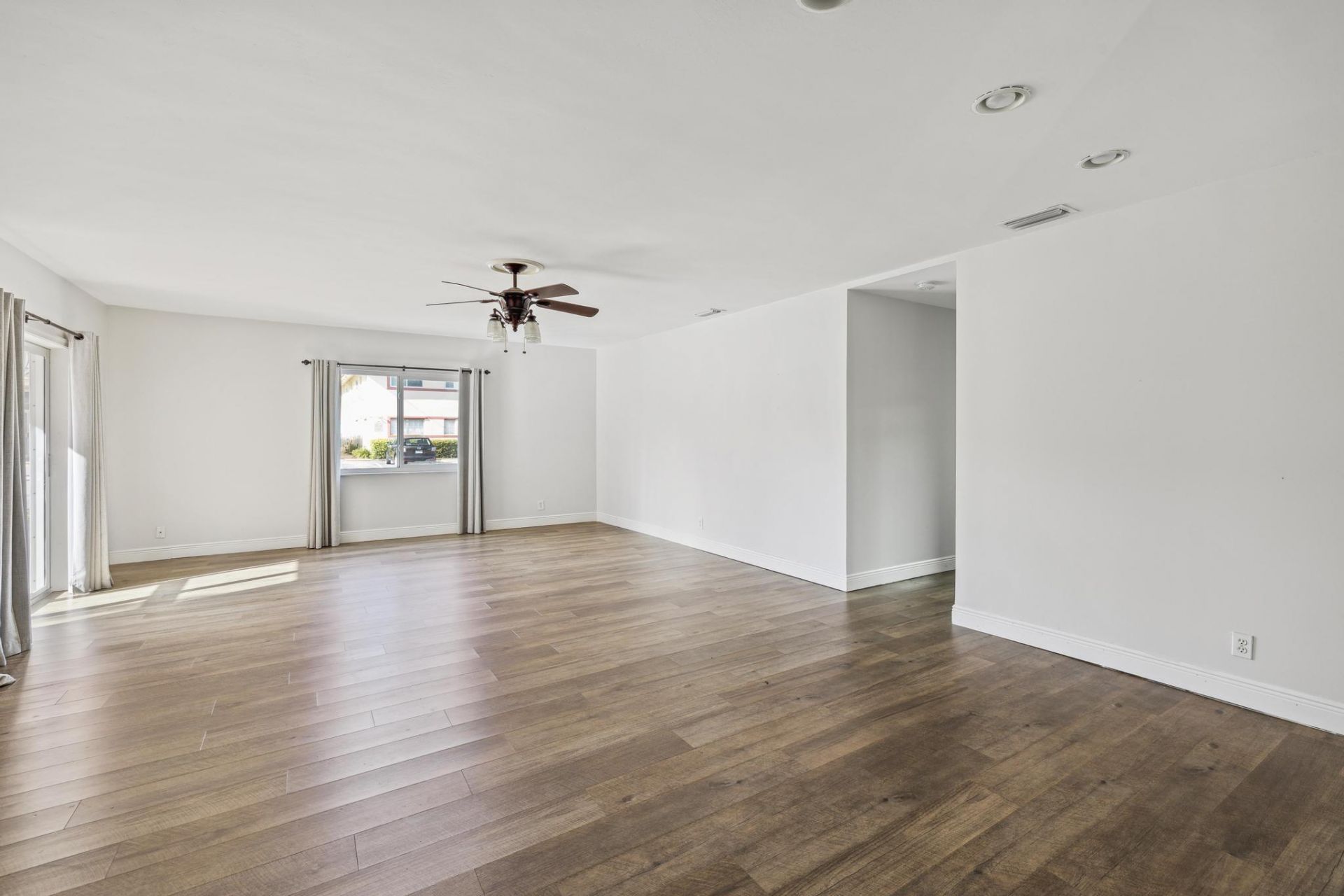 1450 N Riverside Dr, Unit 101, Pompano Beach, FL 33062 Photo