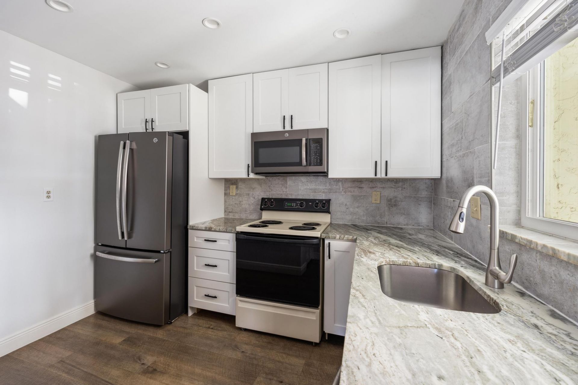 1450 N Riverside Drive, Unit 101, Pompano Beach, FL 33062 Photo