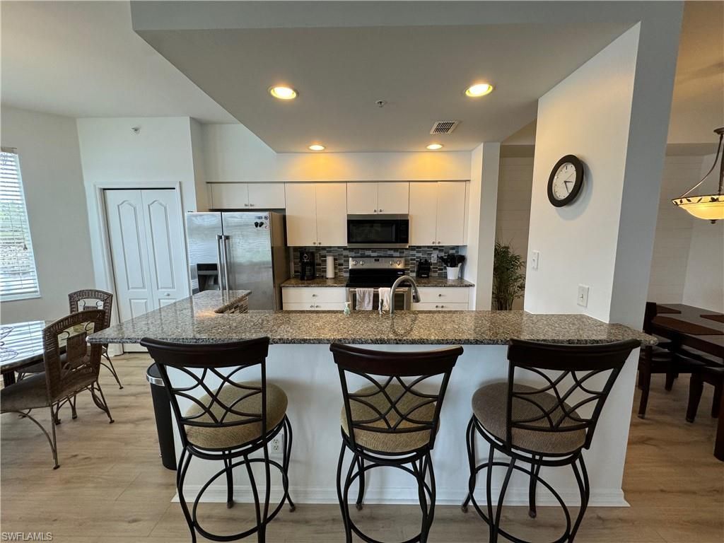 7615 Arbor Lakes Ct, Unit 413, Naples, FL 34112 Photo