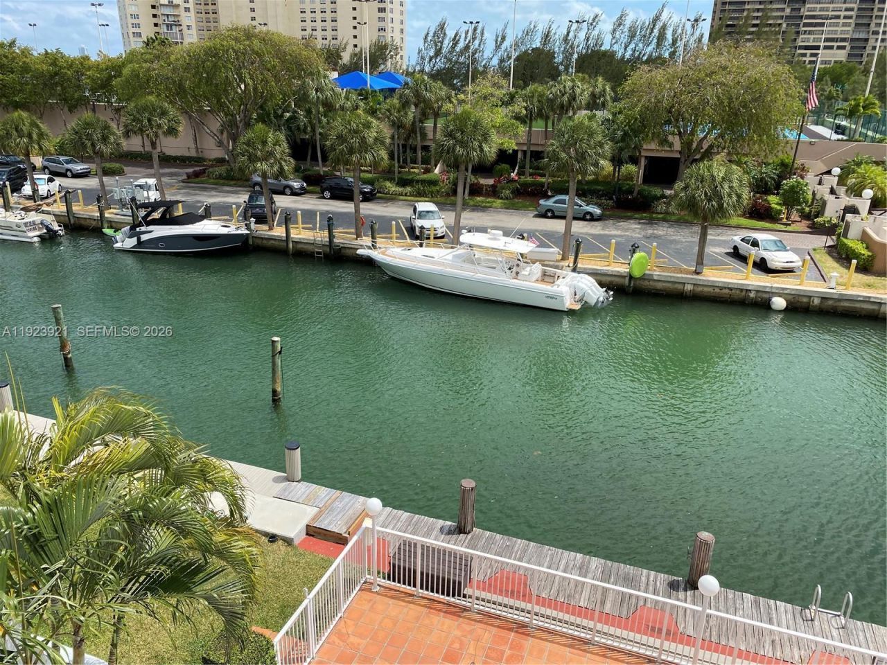 1650 NE 115th St, Unit 405, Miami, FL 33181 Photo