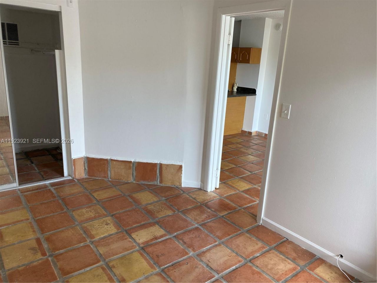 1650 NE 115th St, Unit 405, Miami, FL 33181 Photo