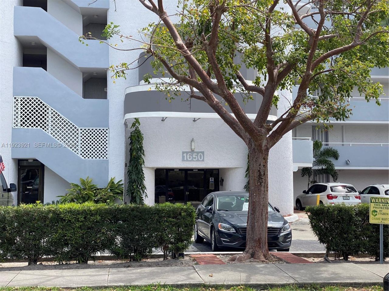 1650 NE 115th St, Unit 405, Miami, FL 33181 Photo