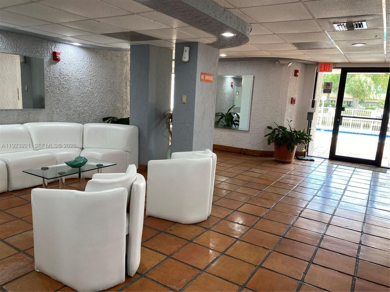 1650 NE 115th St, Unit 405, Miami, FL 33181 Photo