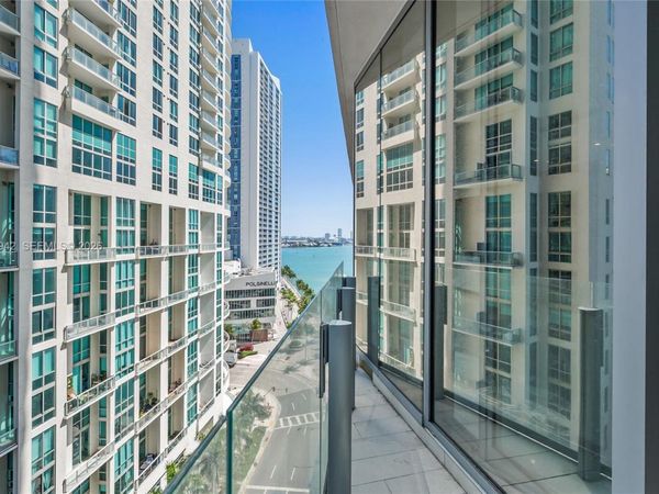 300 Biscayne Boulevard Way, Unit 1106E, Miami, FL 33131
