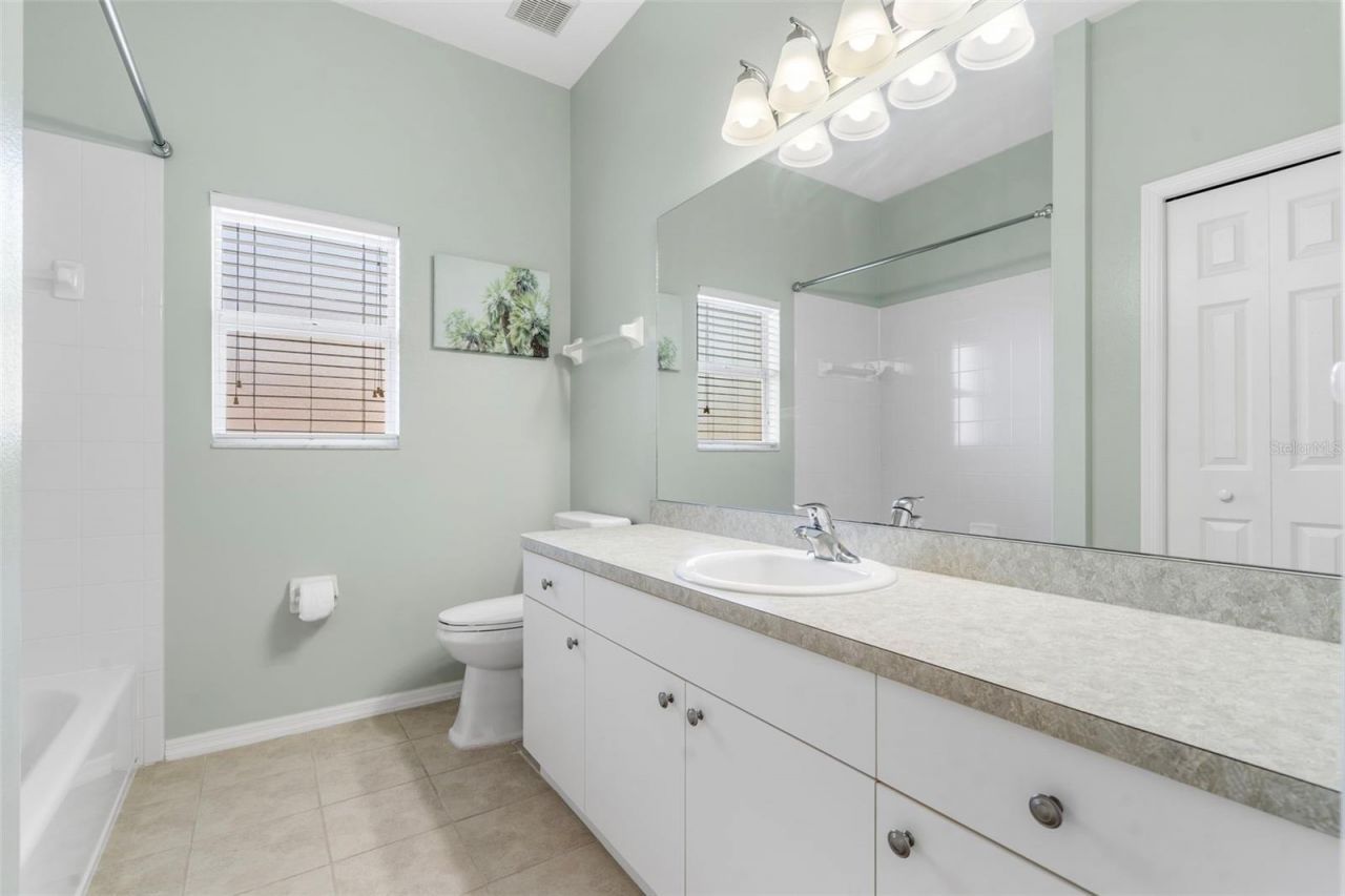 4542 35th Avenue Circle E, Palmetto, FL 34221 Photo