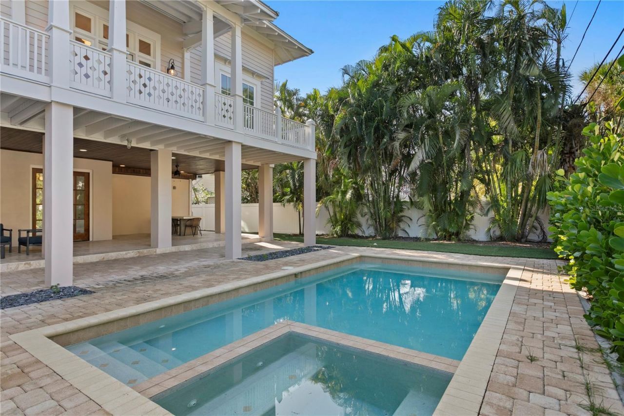 3333 W Maritana Drive, Saint Pete Beach, FL 33706 Photo