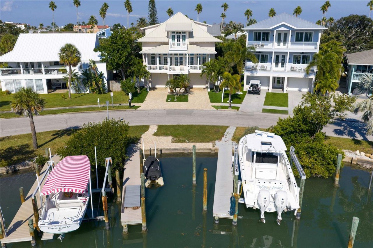 3333 W Maritana Drive, Saint Pete Beach, FL 33706 Photo