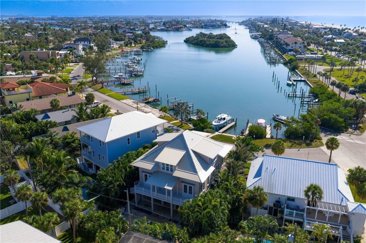 3333 W Maritana Drive, Saint Pete Beach, FL 33706 Photo