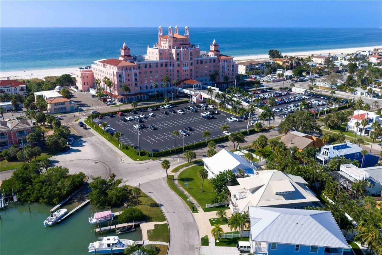 3333 W Maritana Drive, Saint Pete Beach, FL 33706 Photo