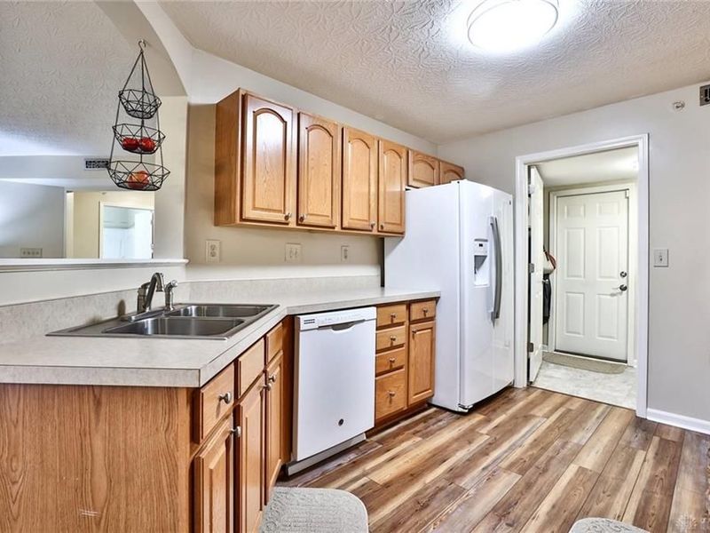 1753 Weatherstone Circle, Monroe, OH 45050 Photo 13