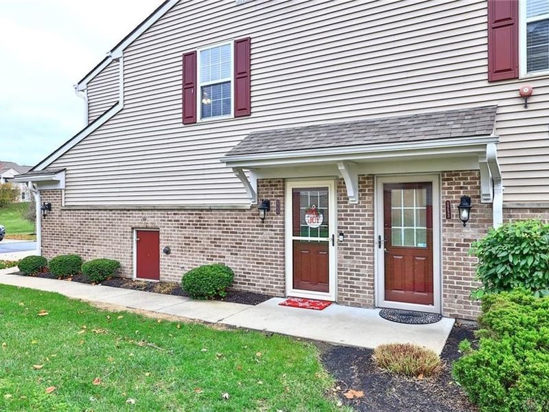 1753 Weatherstone Circle, Monroe, OH 45050 Photo 2