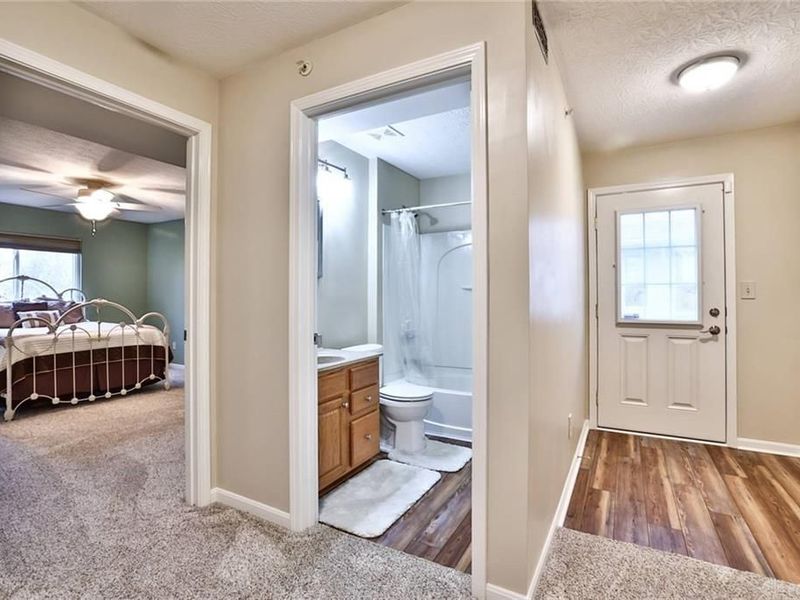 1753 Weatherstone Circle, Monroe, OH 45050 Photo 4