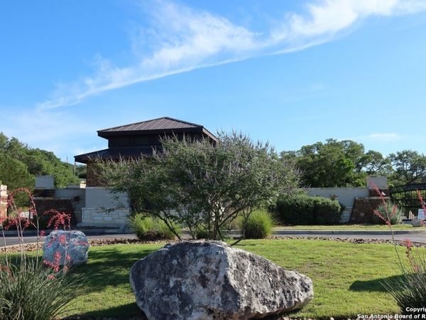 000 Pr 2775, Mico, TX 78056