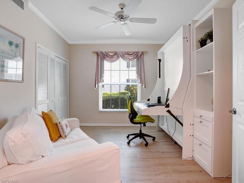 7095 Barrington Cir, Unit 6-102, Naples, FL 34108 Photo