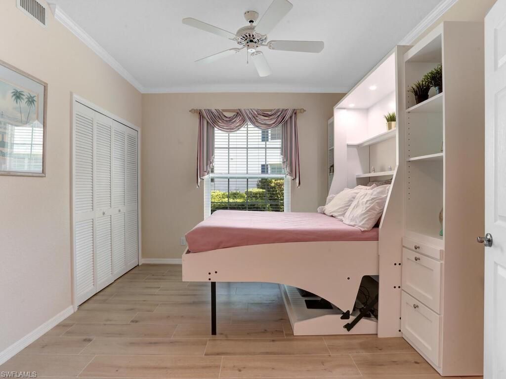 7095 Barrington Cir, Unit 6-102, Naples, FL 34108 Photo