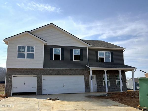 559 Fieldcrest Road, Blountville, TN 37617