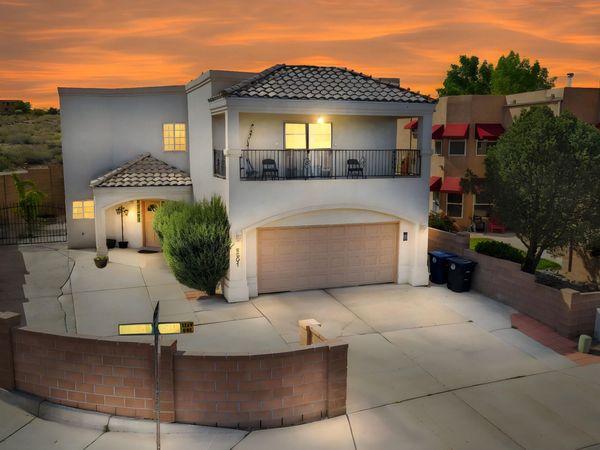 5801 Tres Vistas Court NW, Albuquerque, NM 87120