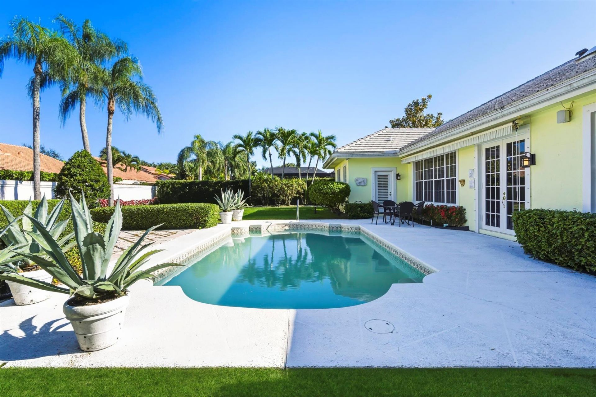 2760 Tecumseh Drive, West Palm Beach, FL 33409 Photo