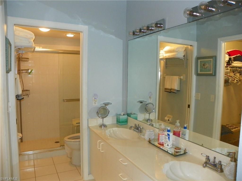 218 Gabriel Cir, Unit 3809, Naples, FL 34104 Photo