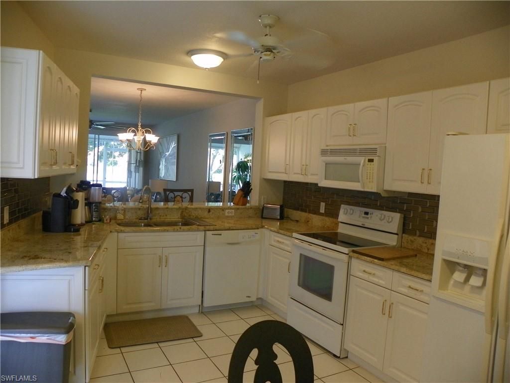218 Gabriel Cir, Unit 3809, Naples, FL 34104 Photo