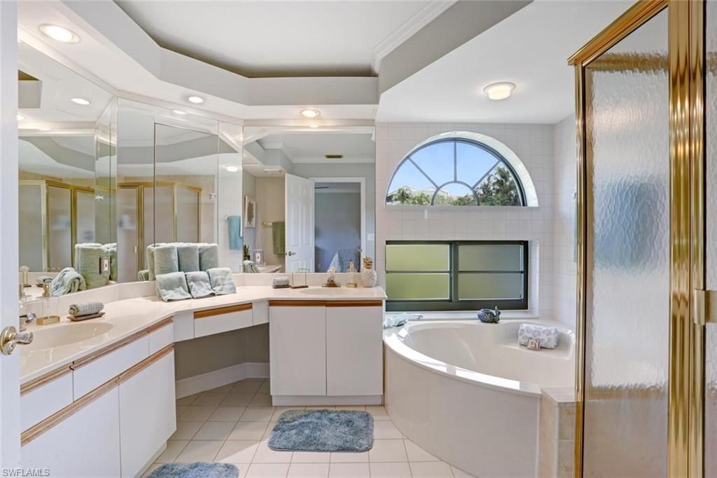 6535 Valen Way, Unit E-202, Naples, FL 34108 Photo