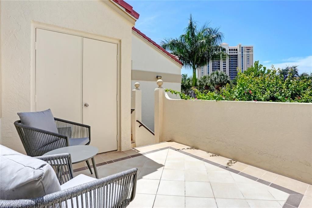 6535 Valen Way, Unit E-202, Naples, FL 34108 Photo
