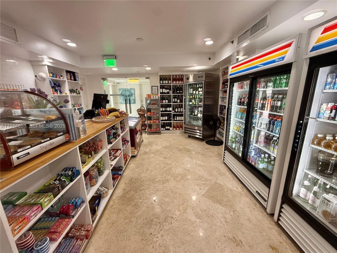 4775 Collins Ave, Unit 1601, Miami Beach, FL 33140 Photo